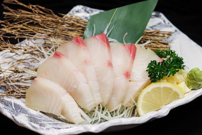 Hamachi Sashimi