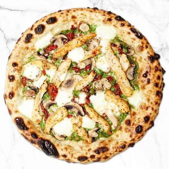 Pollo Pesto-Chicken Pesto Pizza – Sun-Dried Tomato & Mushroom Italian Style