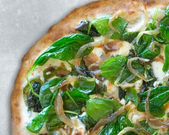 Spinach Alfredo Pizza – Ricotta and Caramelized Onion Neapolita