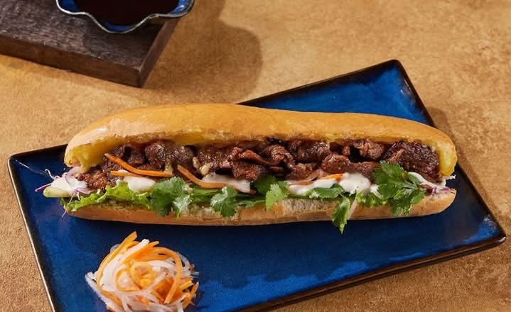 Grilled Beef Bánh Mì