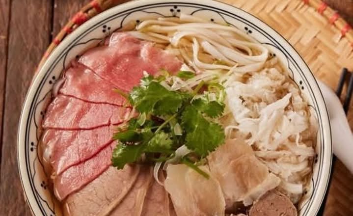 PHO. Beef Broth Soup