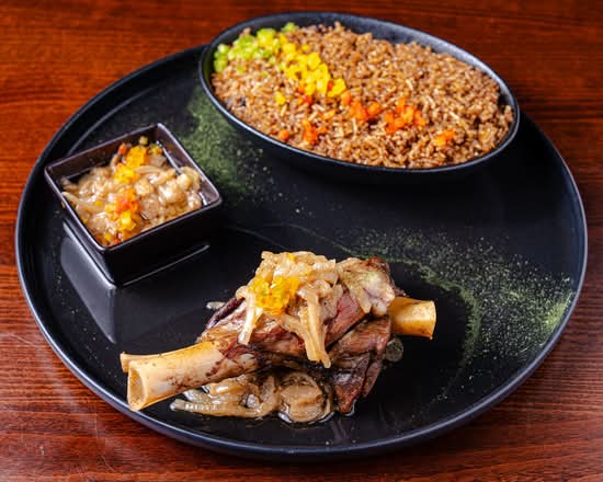 Thiebou yapp (Riz brun à la viande)