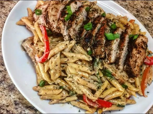 Jerk Chicken Pasta - Spicy