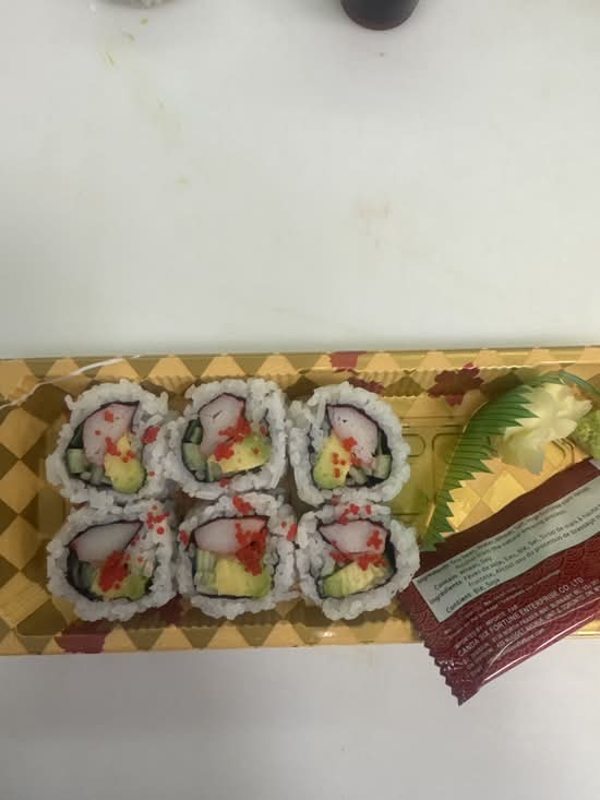 California Maki (6 pcs)