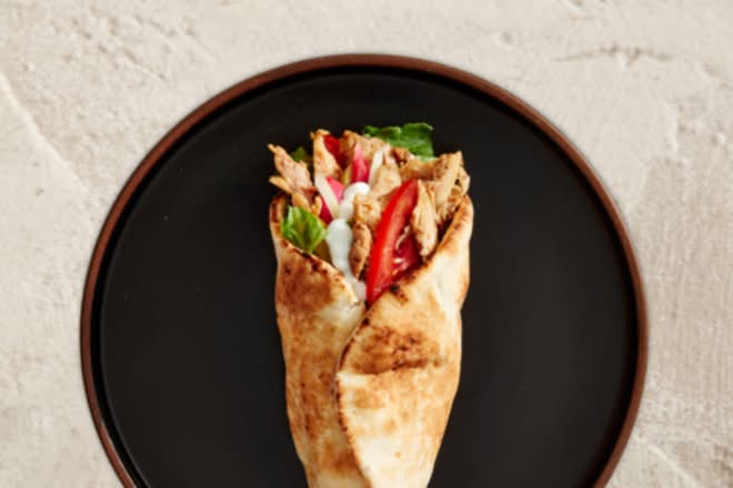 Chicken Shawarma Wrap / Wrap au poulet shawarma