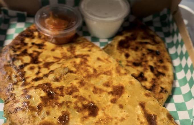 Aloo Pyaaz Parantha