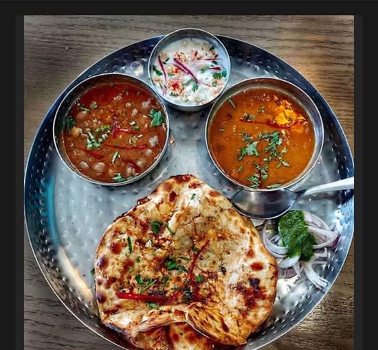Dilli Wala Special Chur Chur Naan