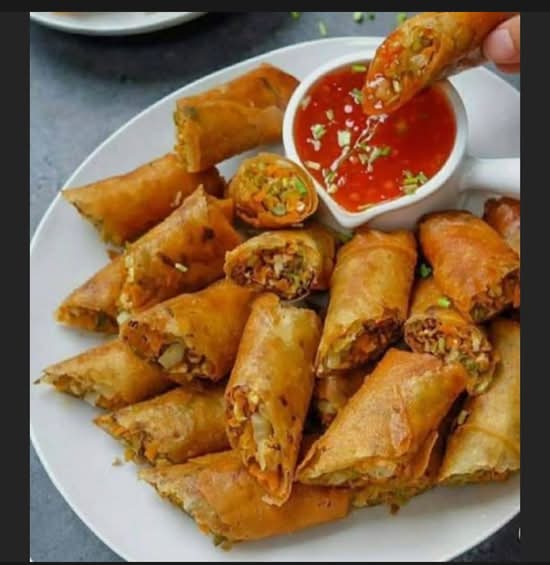 Dilli Wala Special Noodle Spring Roll (2Pc)