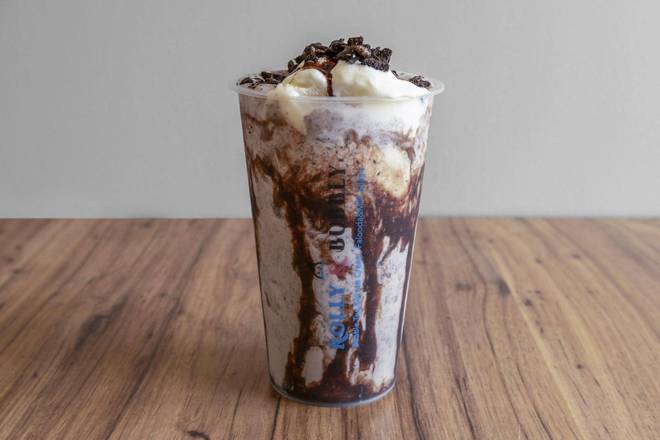 Oreo Cheesecake Milkshake
