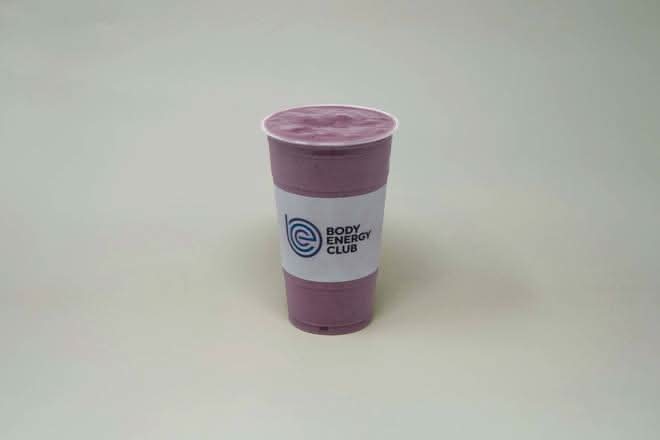 Skinny PB and J Smoothie