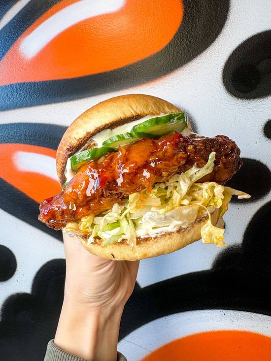 Sweet Chili Crispy CHicken Burger