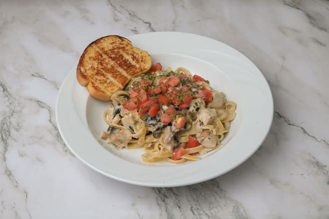 Chicken Mushroom Fettuccini
