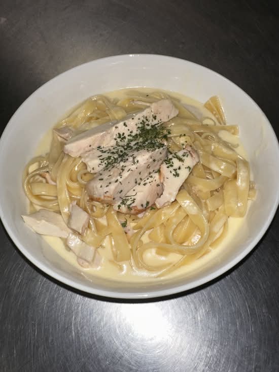 Chicken Fettuccine Alfredo