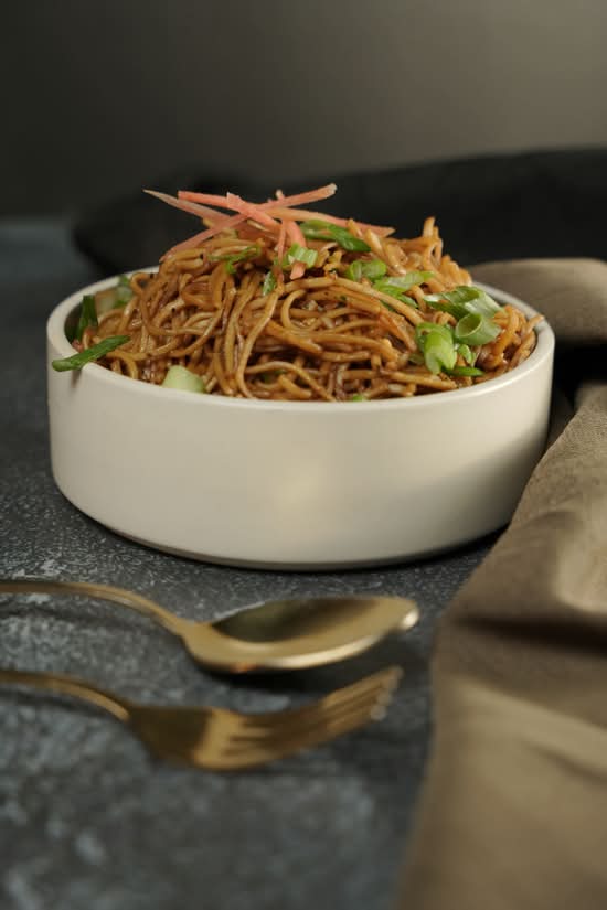 Hakka Chicken Noodles