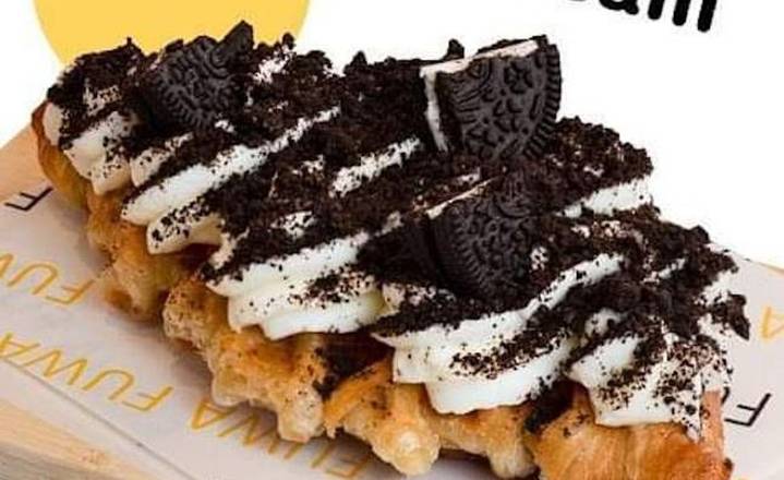 Oreo Croffle / Cookies & Cream Croffle