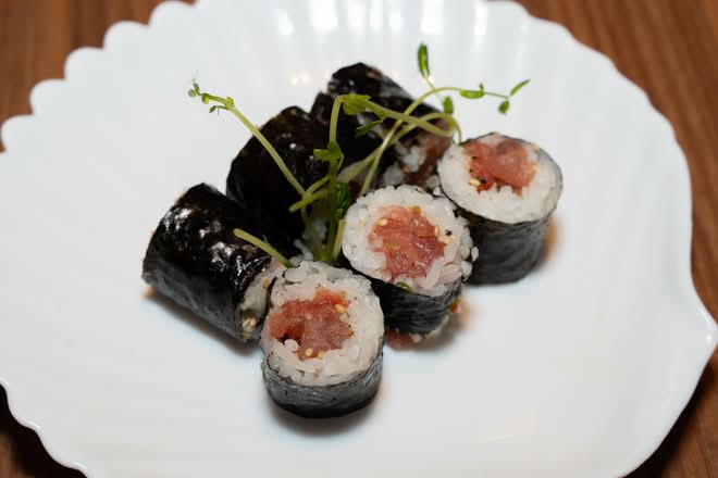 Saumon épicé/Spicy salmon (6 MCX)