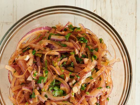 Onion Salad  (8 oz)