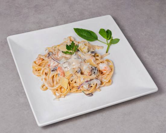 Total Seafood Pasta (Fruit de mer Totaux)