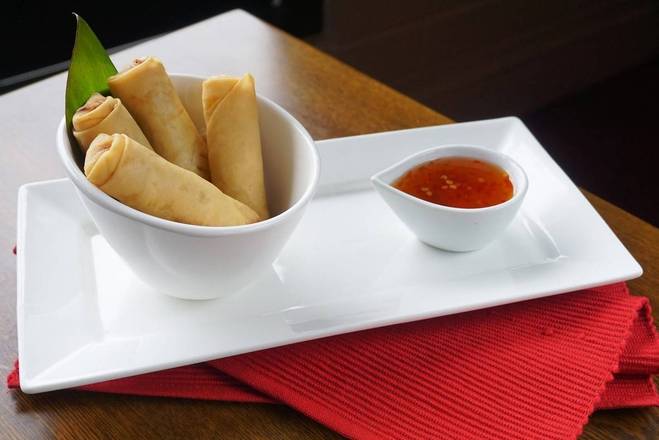 1. Spring Rolls (4 pieces)
