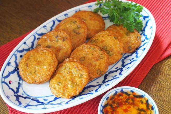 2. Thai Fish Cake (8 picese)