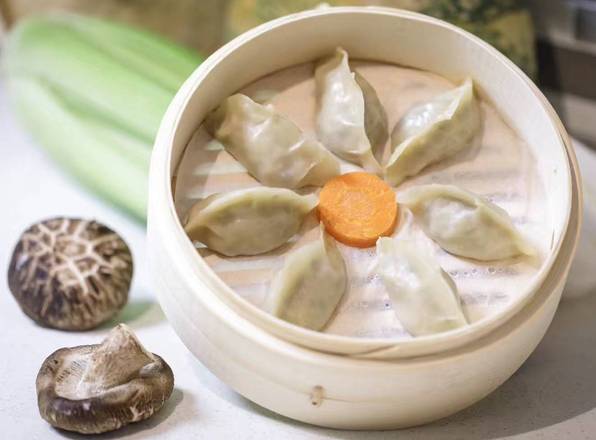 B13 Steamed Shrimp & Pork Dumpling