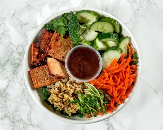 Banh Mi Tofu Salad
