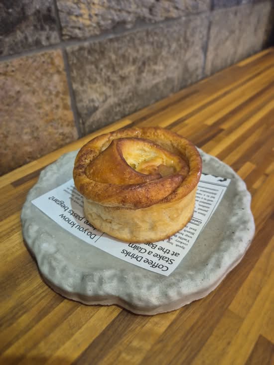 Wicked Apple Cinnamon Bun