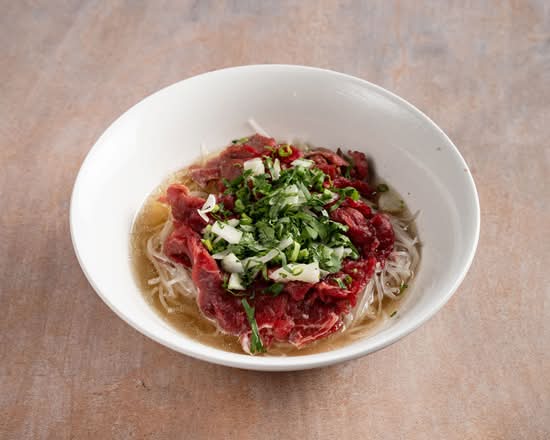 1. Soupe Tonkinoise Au Boeuf Saignant / Bien Cuit