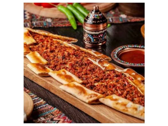 Kiymali Pide Viande Hache