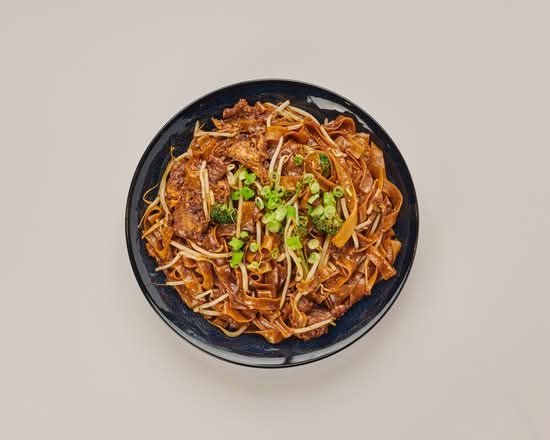 Stir Fried Flat Noodles / Nouilles Plates Sautées