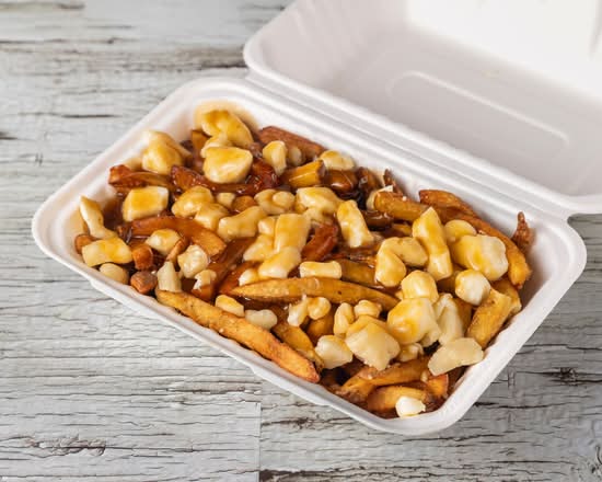 Classic Poutine