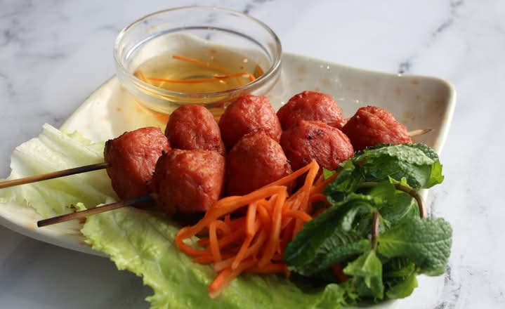 14. Grilled Pork Meat Balls (2 Skewers)