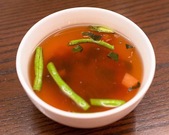 Soupe végétarienne / Vegetarian Soup (petite soupe/small soup)