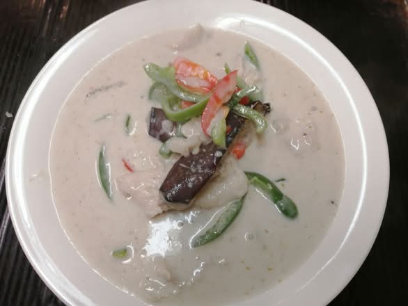 31. Green Curry (Gaeng Khiaowan)