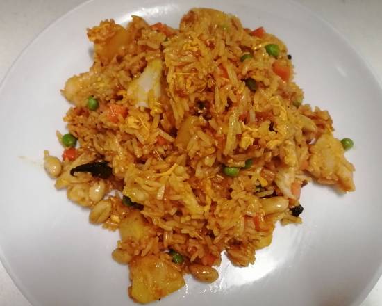93. Pineapple Fried Rice (Khao Pad Sapparot)