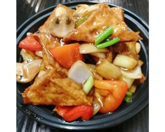 66. Crispy Tofu with Vegetables