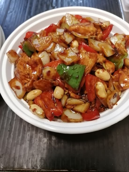 46. Kungpao Chicken with peanut