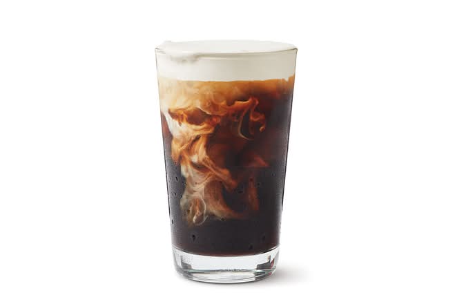Café infusé à froid à la guimauve grillée