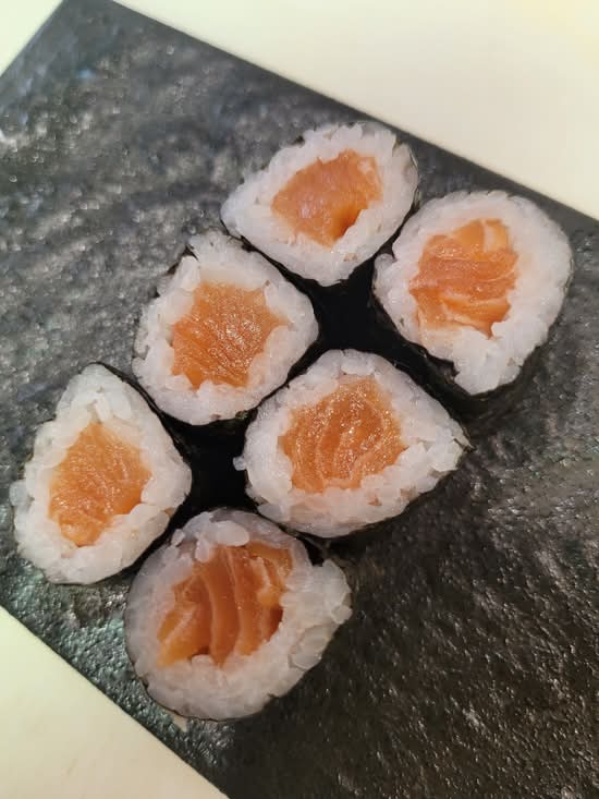 Salmon Roll