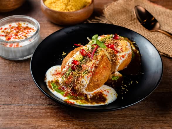 Aloo Tikki Chaat