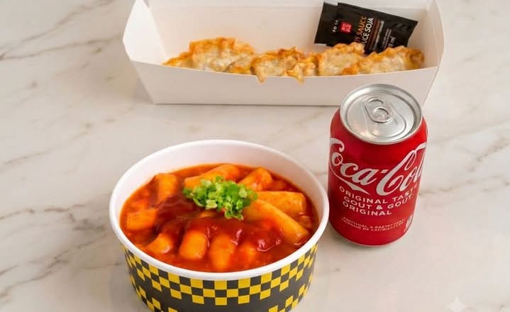TTeokbokki & Dumpling Combo 떡볶이 만두 콤보