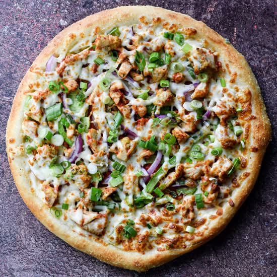 Chili Garlic Chicken Pizza