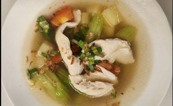401C Vietnamese Sweet & Sour Chicken Soup