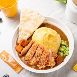 R15 - Curry Rice with Chicken Cutlet / R15 - Riz au curry poulet pané