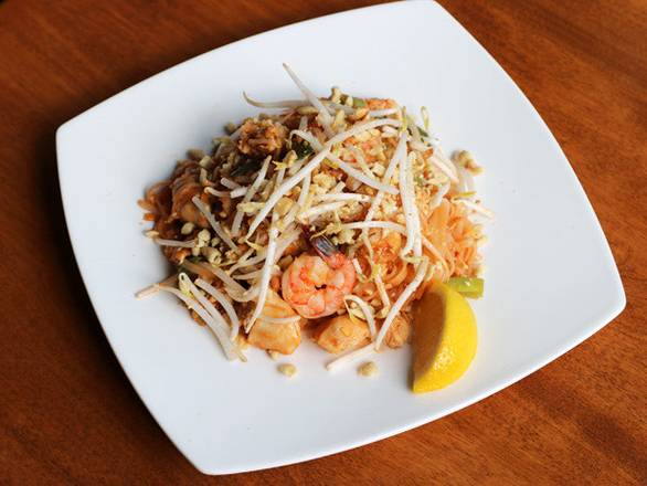 Chicken & Shrimp PAD THAI