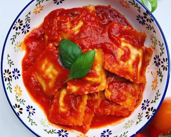 Ravioli sauce tomate / Ravioli with Tomato Sauce