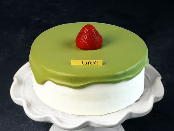 6" Strawberry Matcha Cake