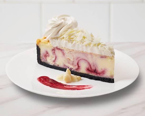 Tranche de Gâteau au Fromage Framboises Chocolat Blanc / White Chocolate Raspberry Cheesecake Slice
