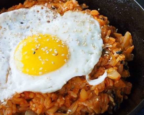 F03 Kimchi Fried Rice 김치볶음밥