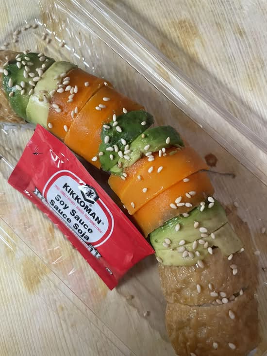 Rainbow Roll (8 pc)